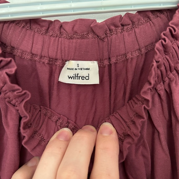 Aritzia off the Shoulder Top - Picture 2 of 2